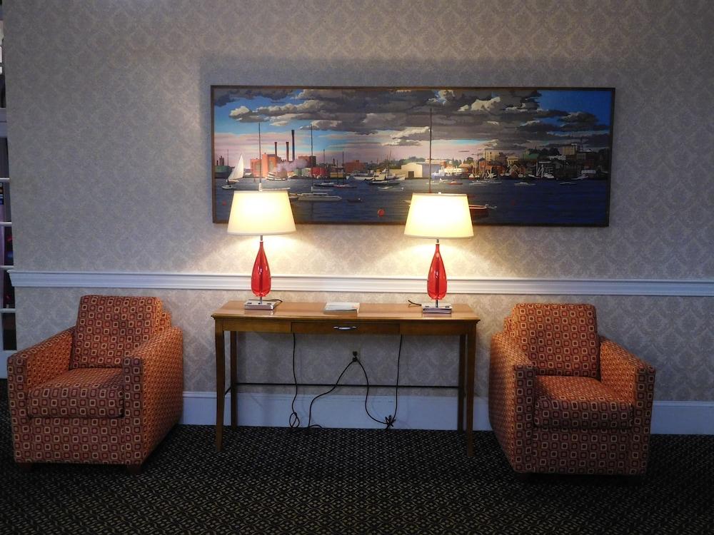 Whalers Inn And Suites Нью-Бедфорд Экстерьер фото